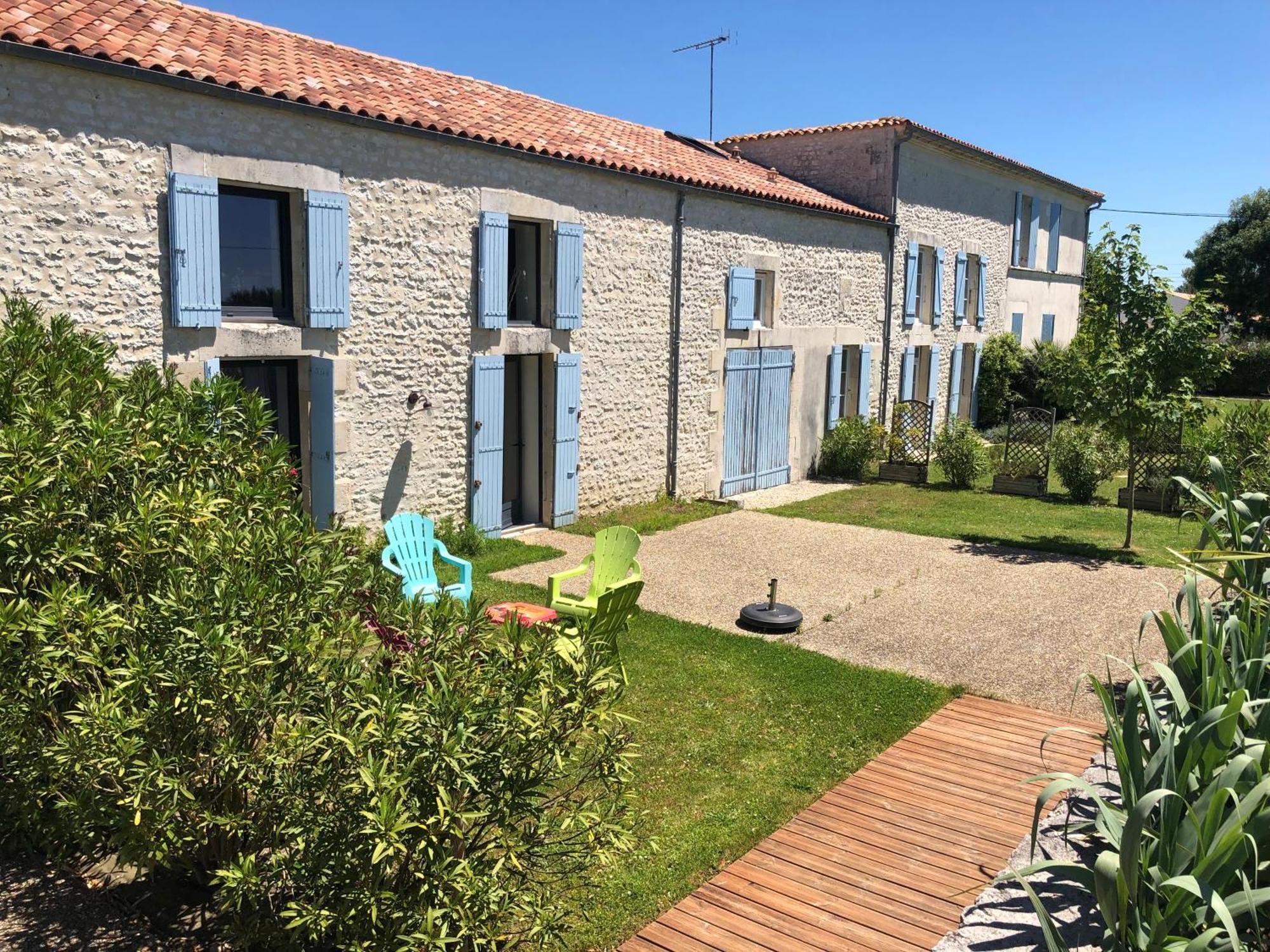 Le Domaine Des Aguins Saujon Exterior foto