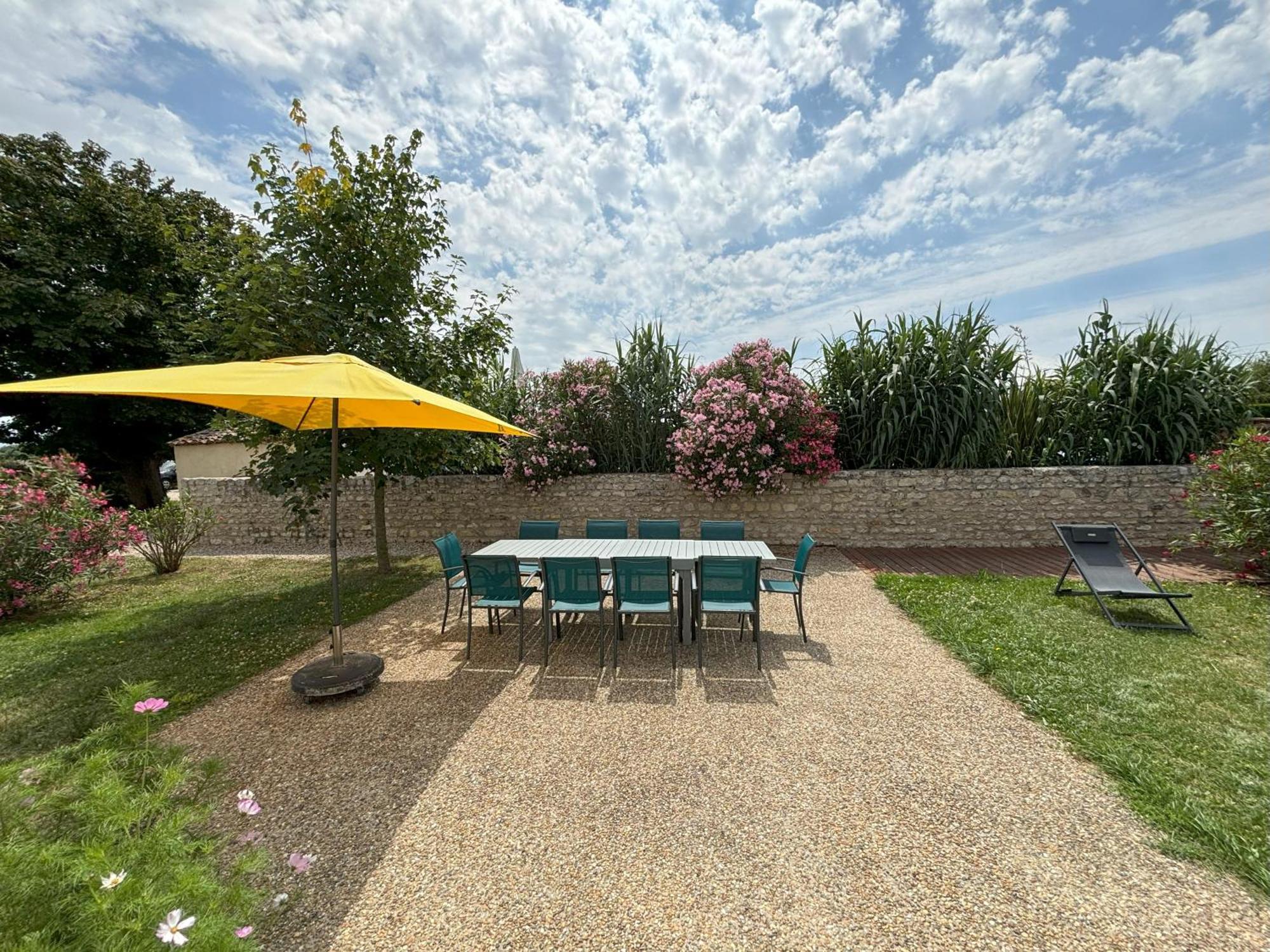 Le Domaine Des Aguins Saujon Exterior foto